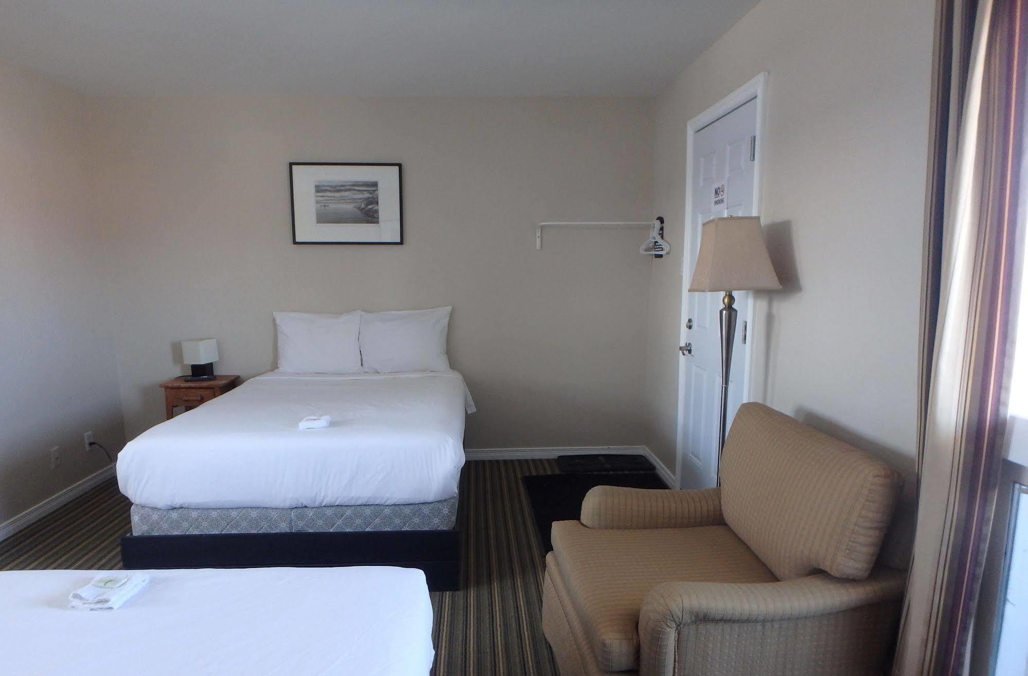 Wheel Inn Motel New Liskeard Buitenkant foto