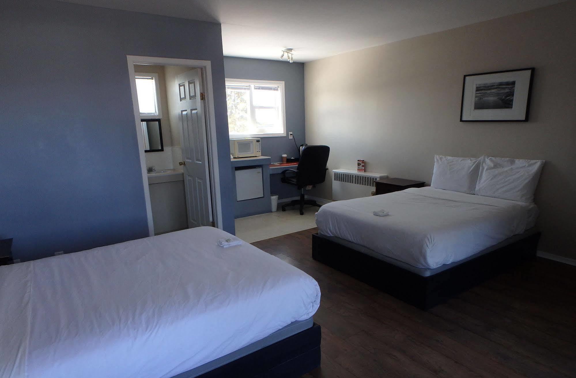 Wheel Inn Motel New Liskeard Buitenkant foto